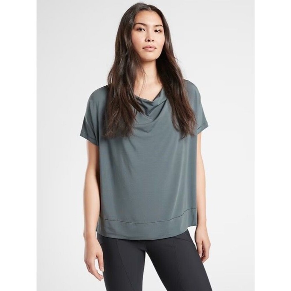 ATHLETA Relaxed Weekender Tee Shirt Women's Size Medium Metropolis Gray